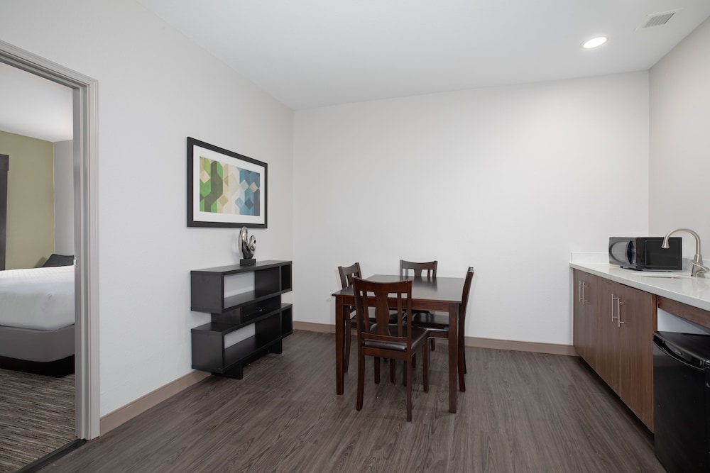 holiday inn express hotel and suites longmont by ihg