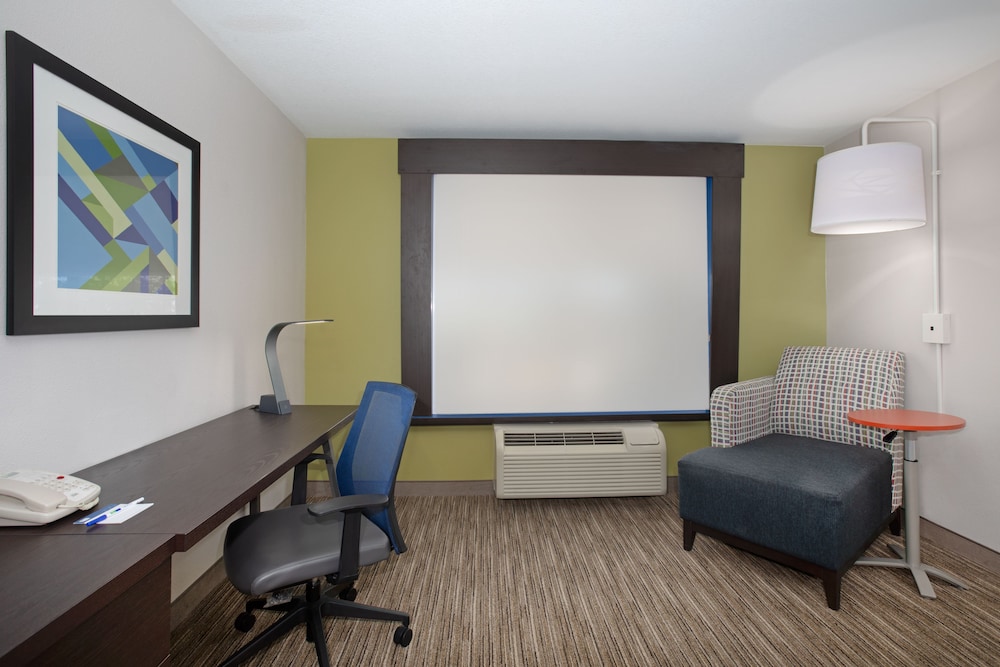 holiday inn express hotel and suites longmont by ihg