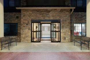 holiday inn express hotel and suites longmont by ihg