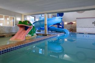 holiday inn express hotel and suites longmont by ihg