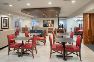 holiday inn express hotel and suites longmont by ihg