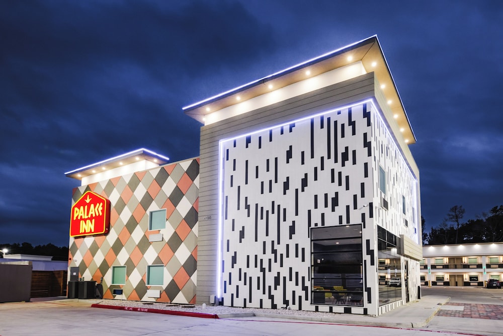 palace inn