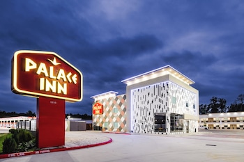 Palace Inn,4850 Farm To Market 1960 Rd E,3 star