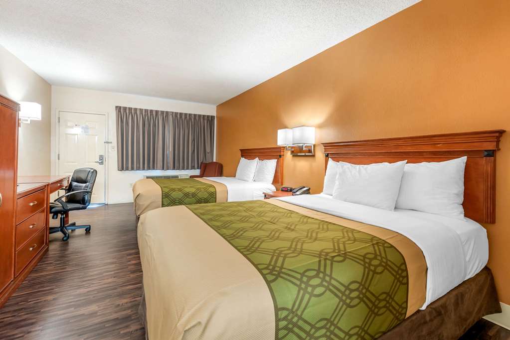 econo lodge downtown louisville