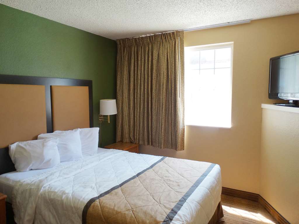 extended stay america suites louisville alliant avenue