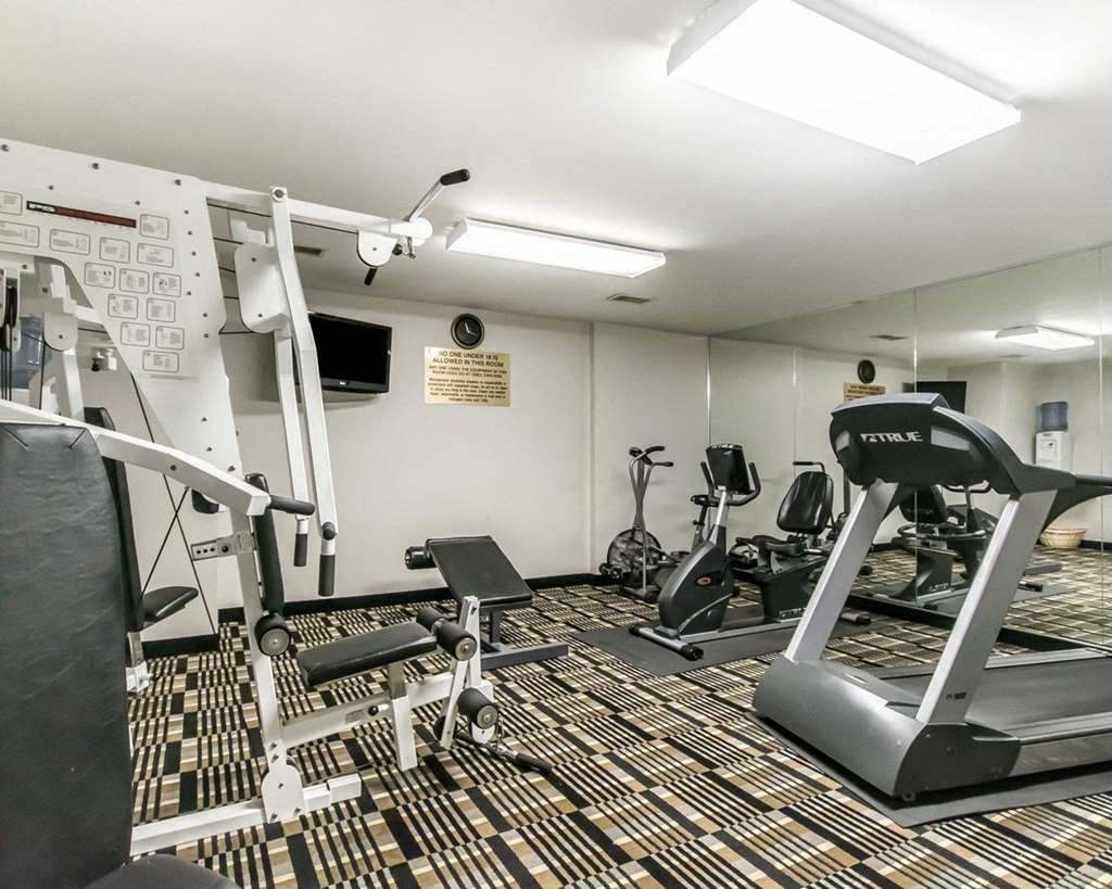 quality inn and suites university airport