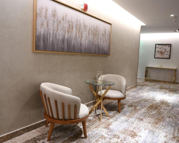 renee suite