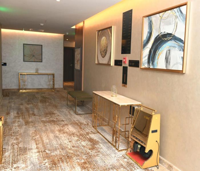 renee suite