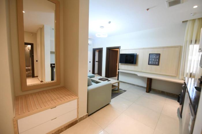 renee suite