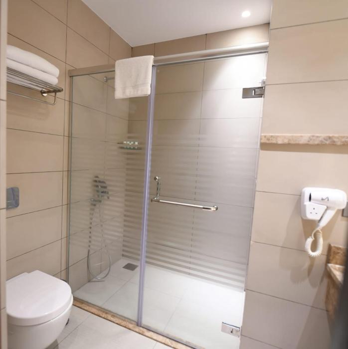 renee suite