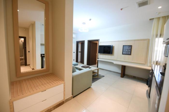 renee suite