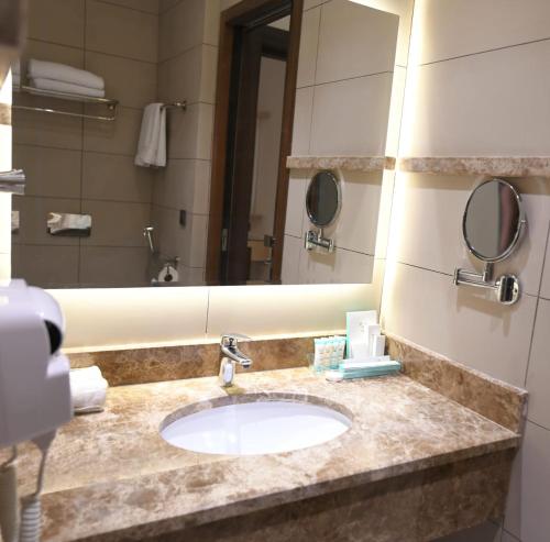 renee suite