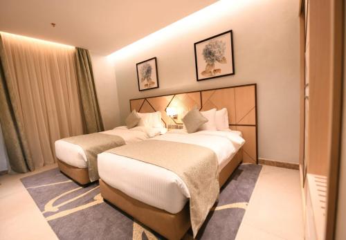 renee suite