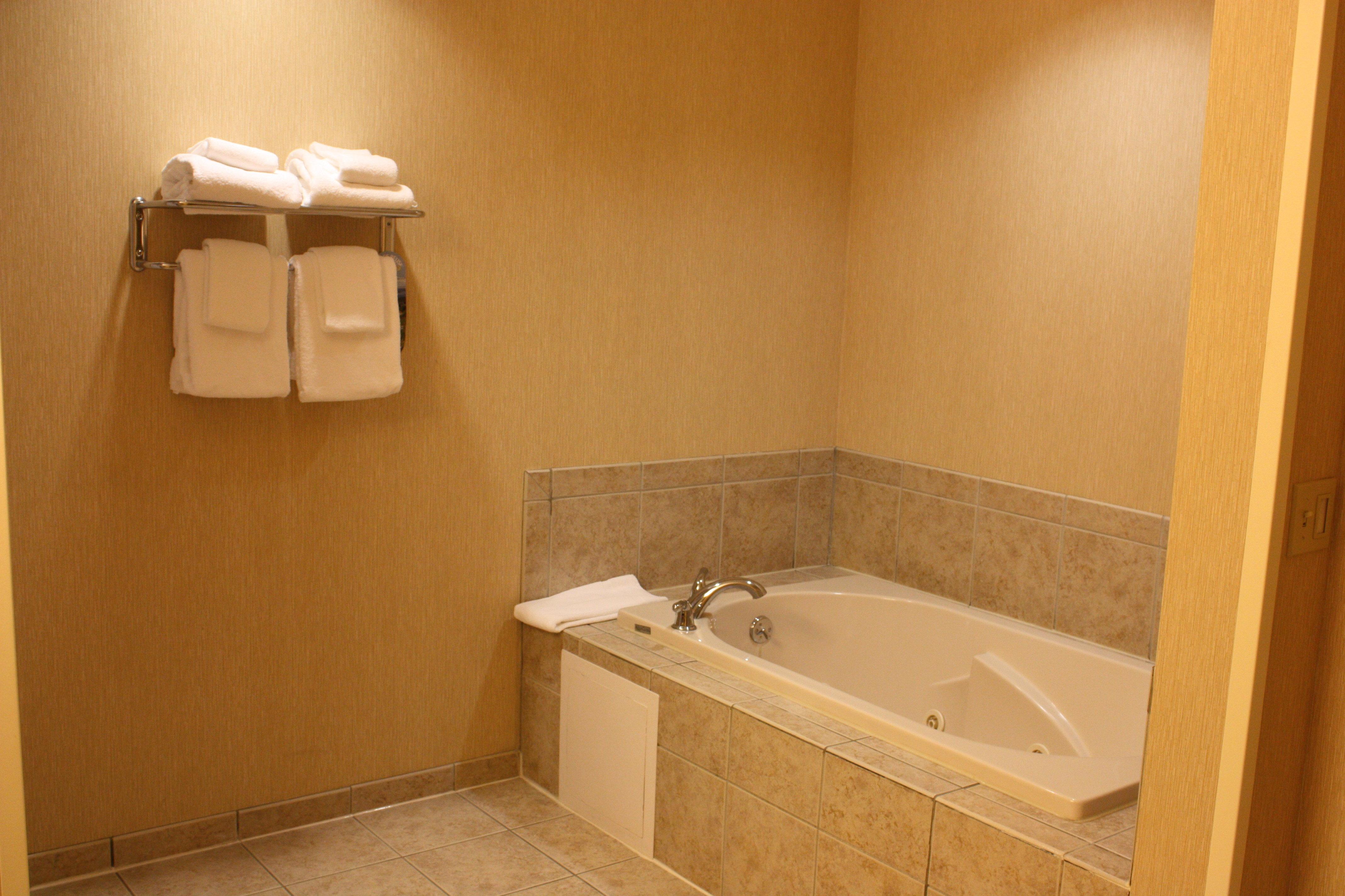 holiday inn express ludlow by ihg