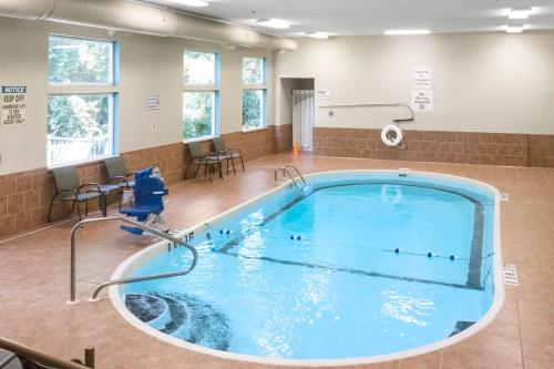 holiday inn express ludlow by ihg