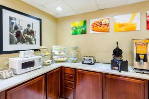 Quality Inn Lynchburg Near University,Virginia>>Lynchburg,3 star