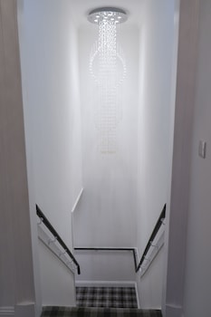 Novana Aparthotel,,3 star