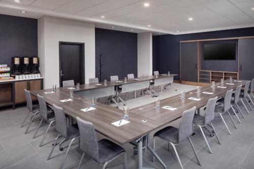hyatt house royal oak birmingham