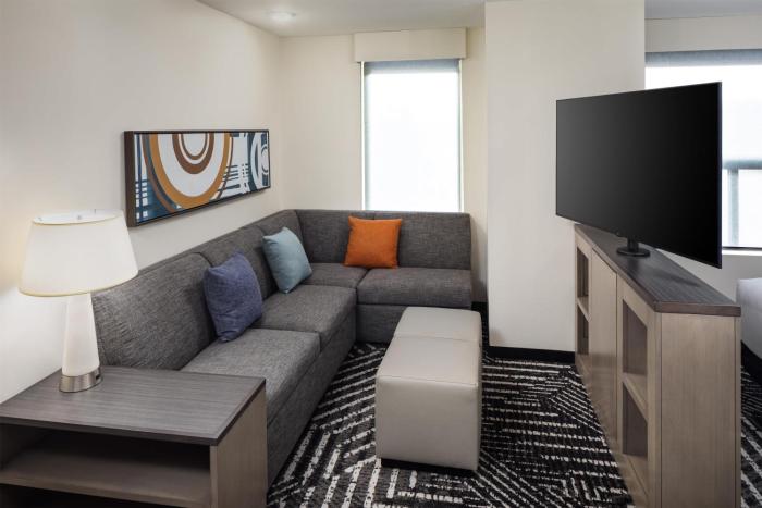 hyatt house royal oak birmingham