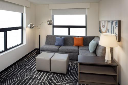 hyatt house royal oak birmingham
