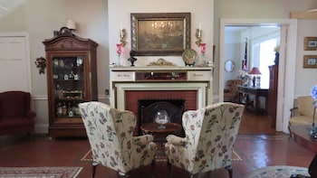 Kane Manor Inn,,3 star