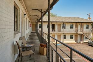 exclusivo inn by oyo grand prairie tx