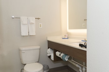 holiday inn express hotel and suites madison by ihg