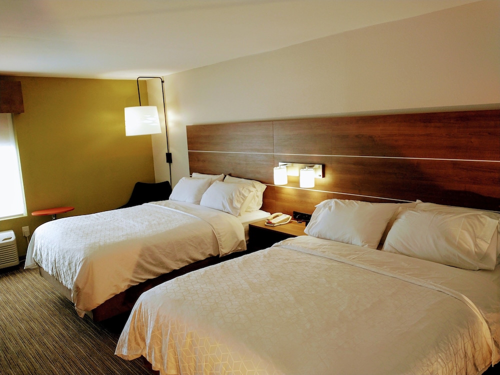 holiday inn express hotel and suites madison by ihg