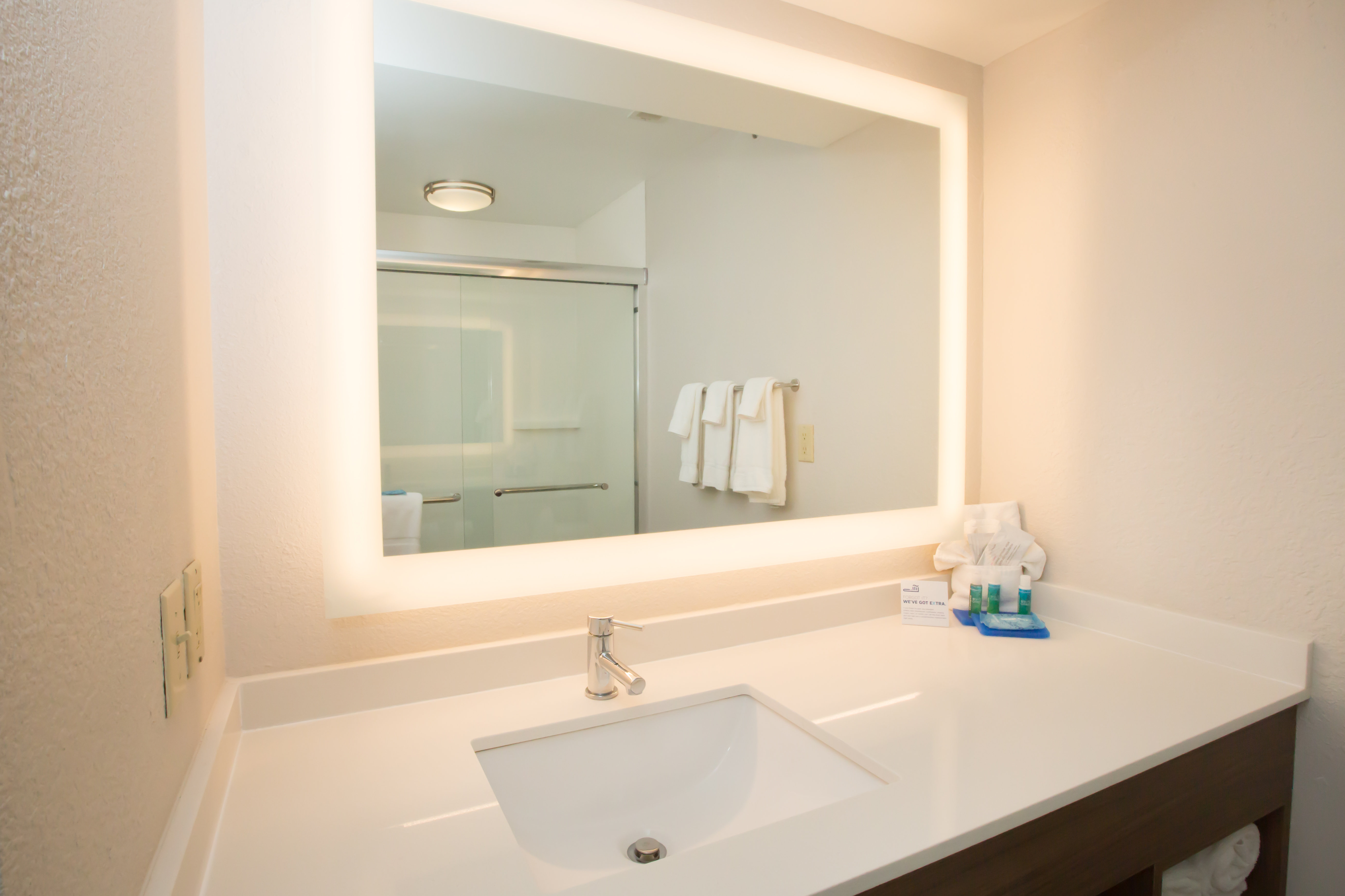 holiday inn express hotel and suites madison by ihg