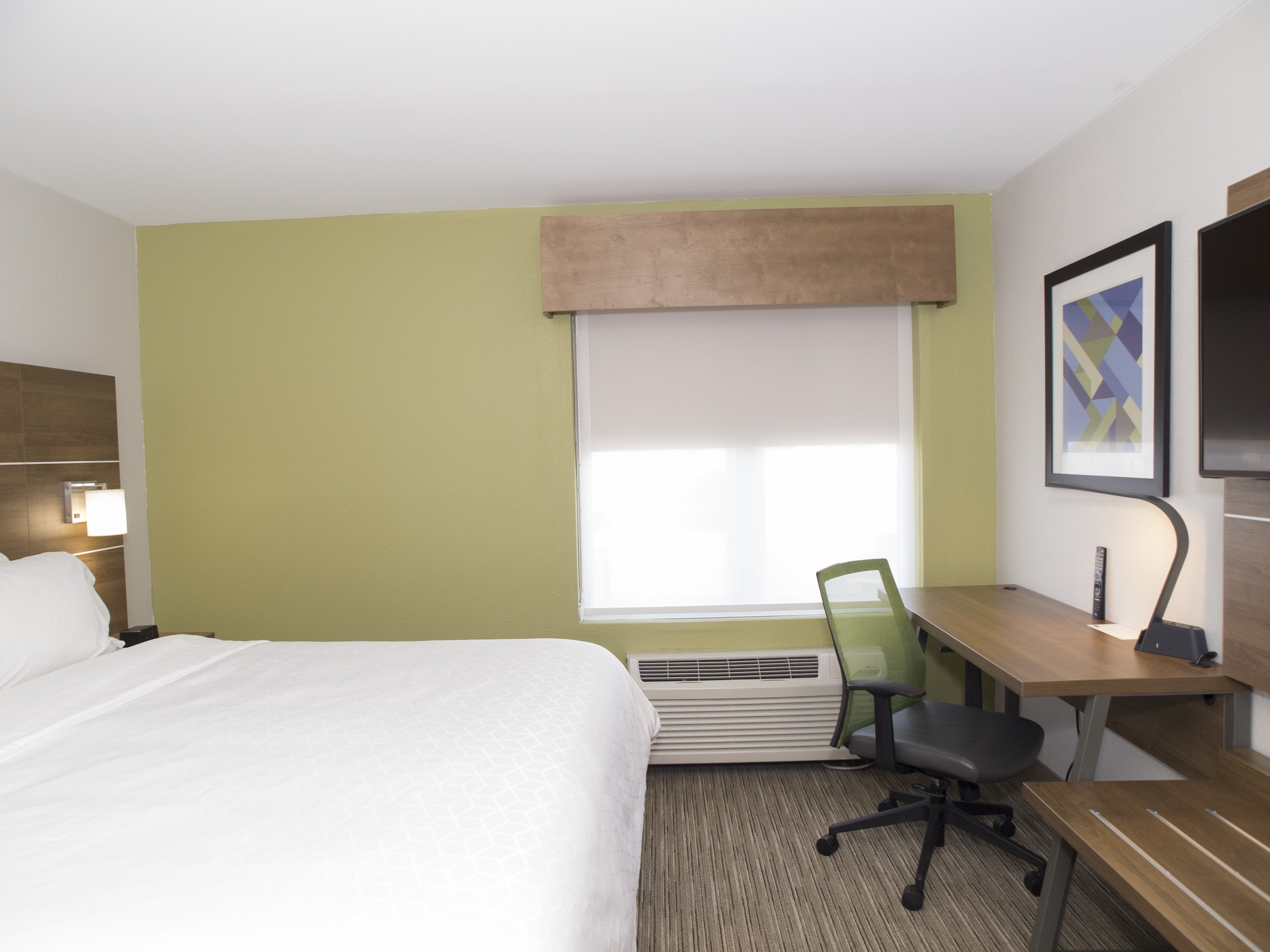holiday inn express hotel and suites madison by ihg