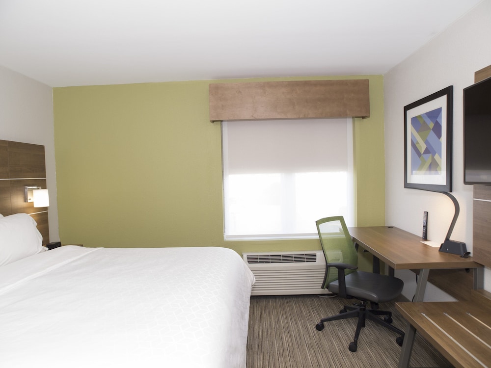holiday inn express hotel and suites madison by ihg