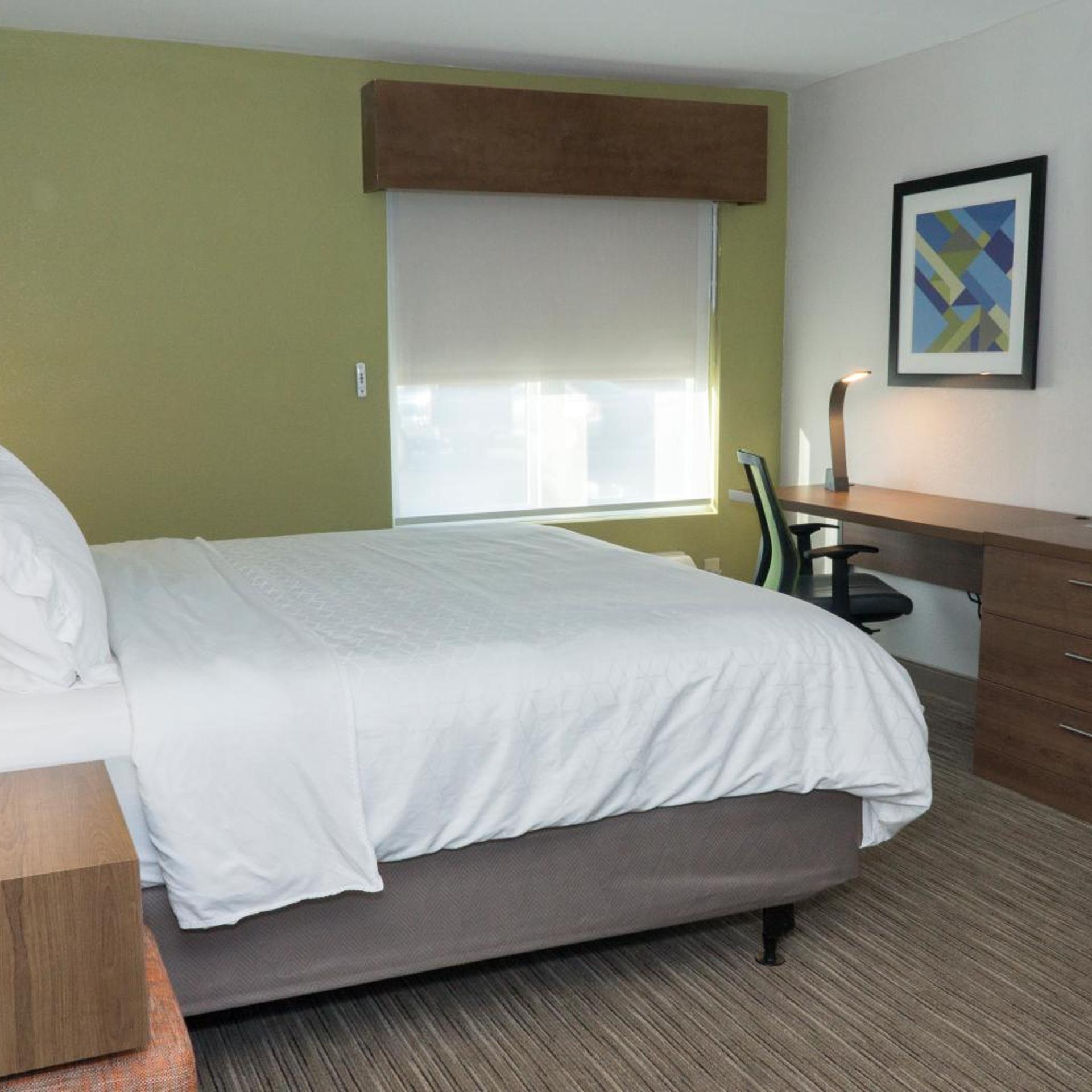 holiday inn express hotel and suites madison by ihg