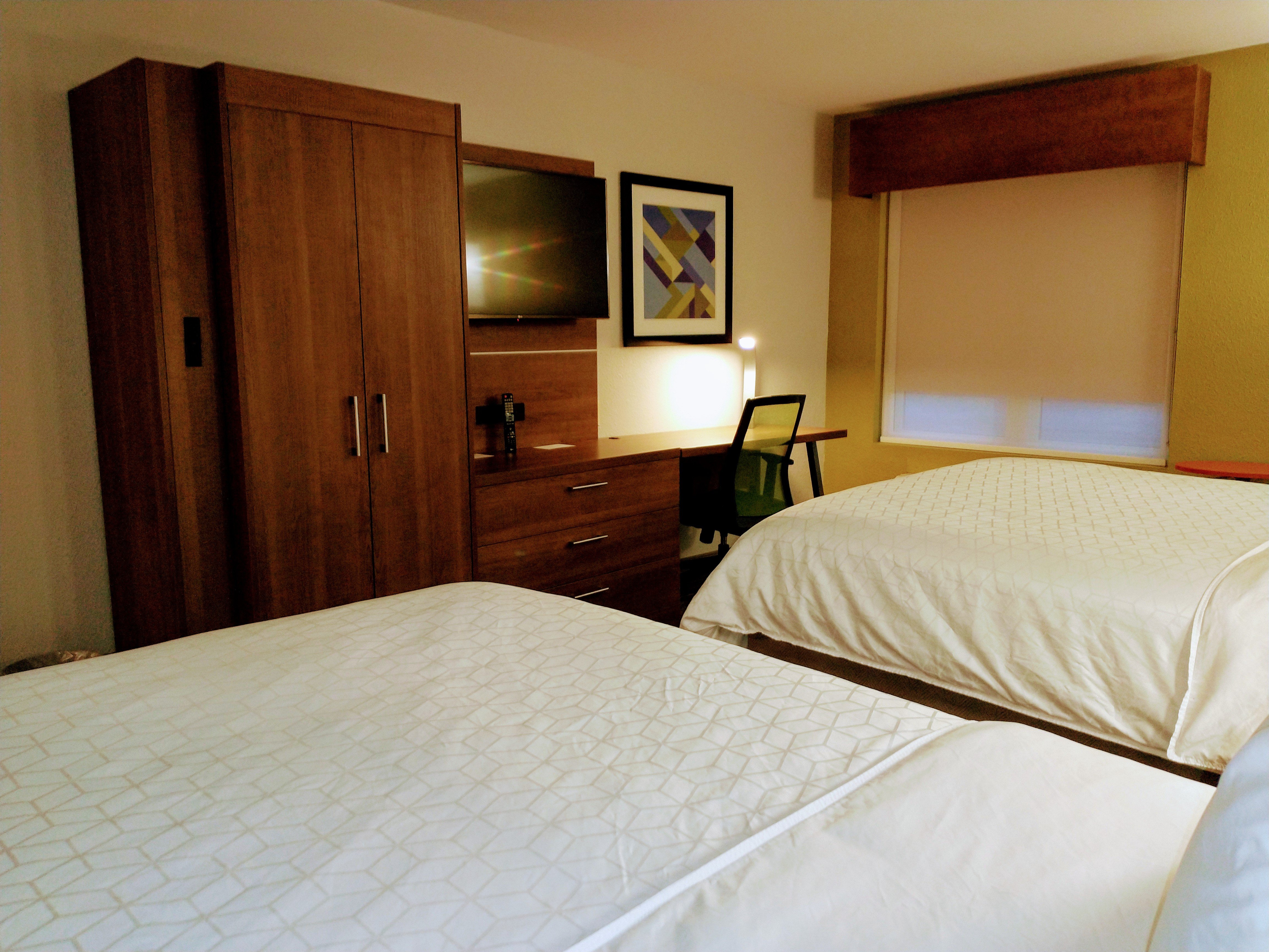 holiday inn express hotel and suites madison by ihg