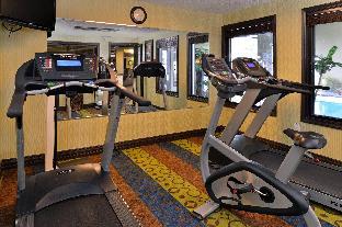 holiday inn express hotel and suites madison by ihg