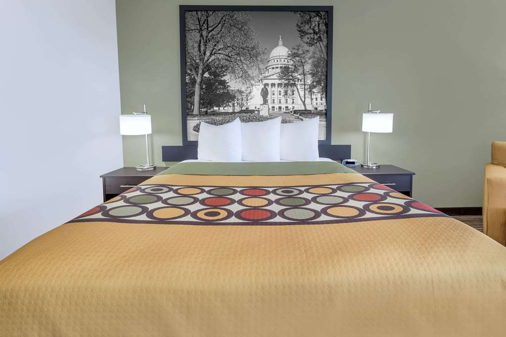 super 8 by wyndham madison south