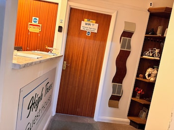 High Trees Gatwick Guest House,,2 star