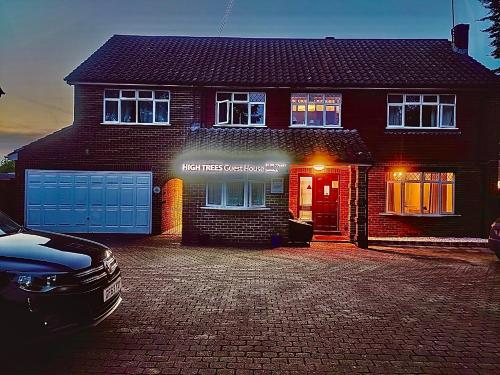 high trees gatwick guest house