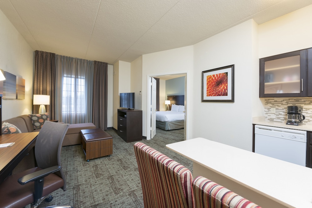 staybridge suites chicago oakbrook terrace by ihg