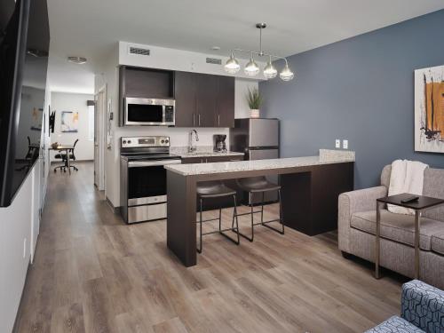 stayapt suites columbus fort benning