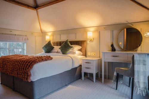 the crown inn at burnham beeches