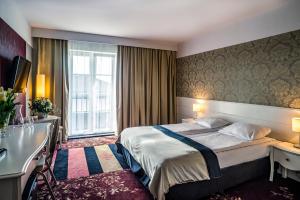 Lamberton Hotel,Ozarow Mazowiecki>>Oltarzew,3 star