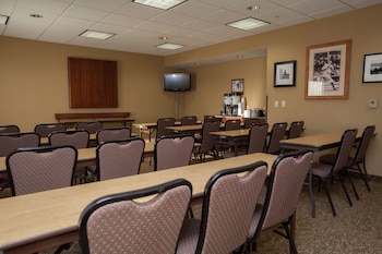 hampton inn oneonta