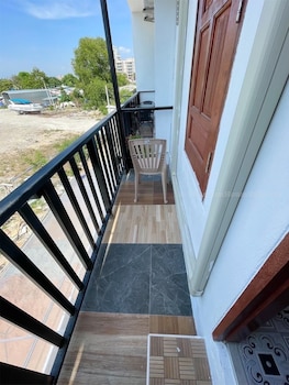 yok guesthouse jomtien
