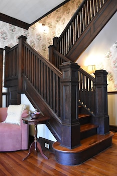 The Trott House Inn,802 N Main Ave,4 star