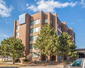 Quality Inn & Suites Orland Park - Chicago,Illinois>>Chicago,3 star