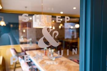 The Sheep And Penguin,,3 star