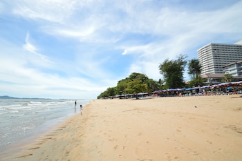 view talay 5 jomtien beachfront