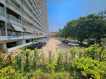 view talay 5 jomtien beachfront