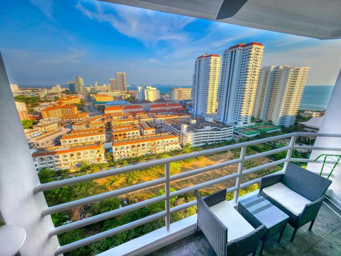 view talay 5 jomtien beachfront