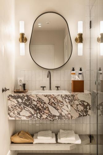 first hotel grims grenka